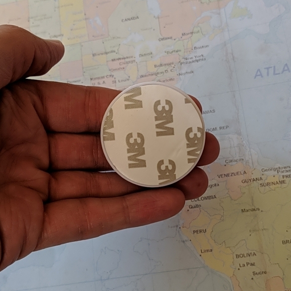 Black marble phone holder - Picture 3 of 6